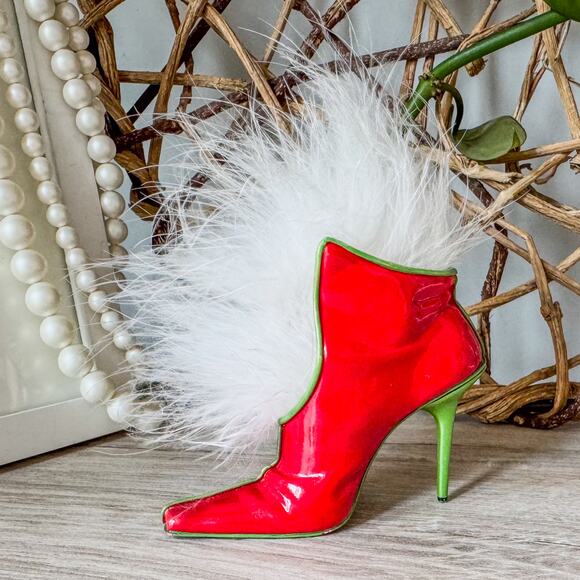 2002, Just The Right Shoe, Mrs. Claus’s Snowflake Surprise, Holiday, #25356 - Picture 3 of 8